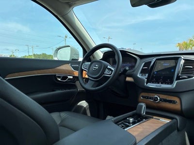 2025 Volvo XC90 B6 Plus 7-Seater
