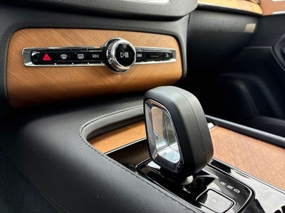 2025 Volvo XC90 B6 Plus 7-Seater