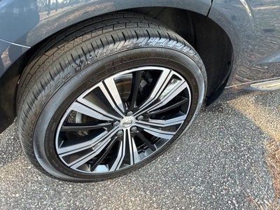 2022 Volvo XC60 B6 Inscription