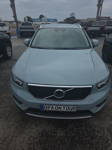 2019 Volvo XC40 Momentum
