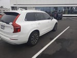 2022 Volvo XC90 T6 Momentum