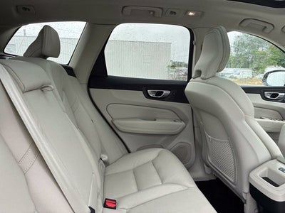 2024 Volvo XC60 B5 Core
