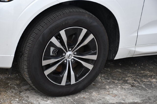 2025 Volvo XC60 B5 Core