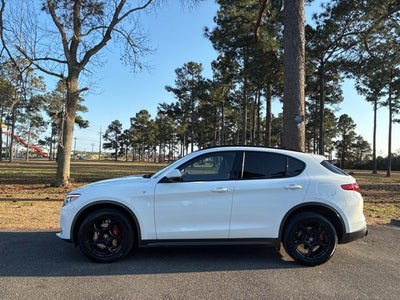 2022 Alfa Romeo Stelvio Ti
